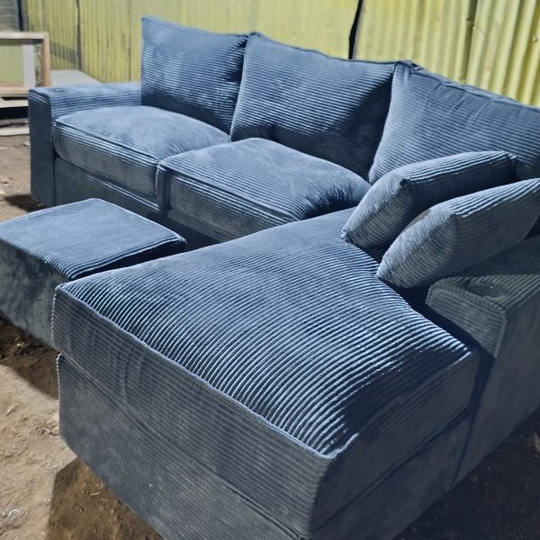 Double cup holder side arm L-shaped with lumbar pillows