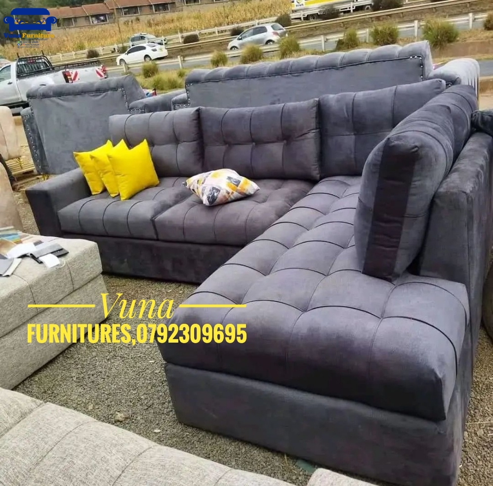 6-Seater Tuffed L-Shaped Sofa